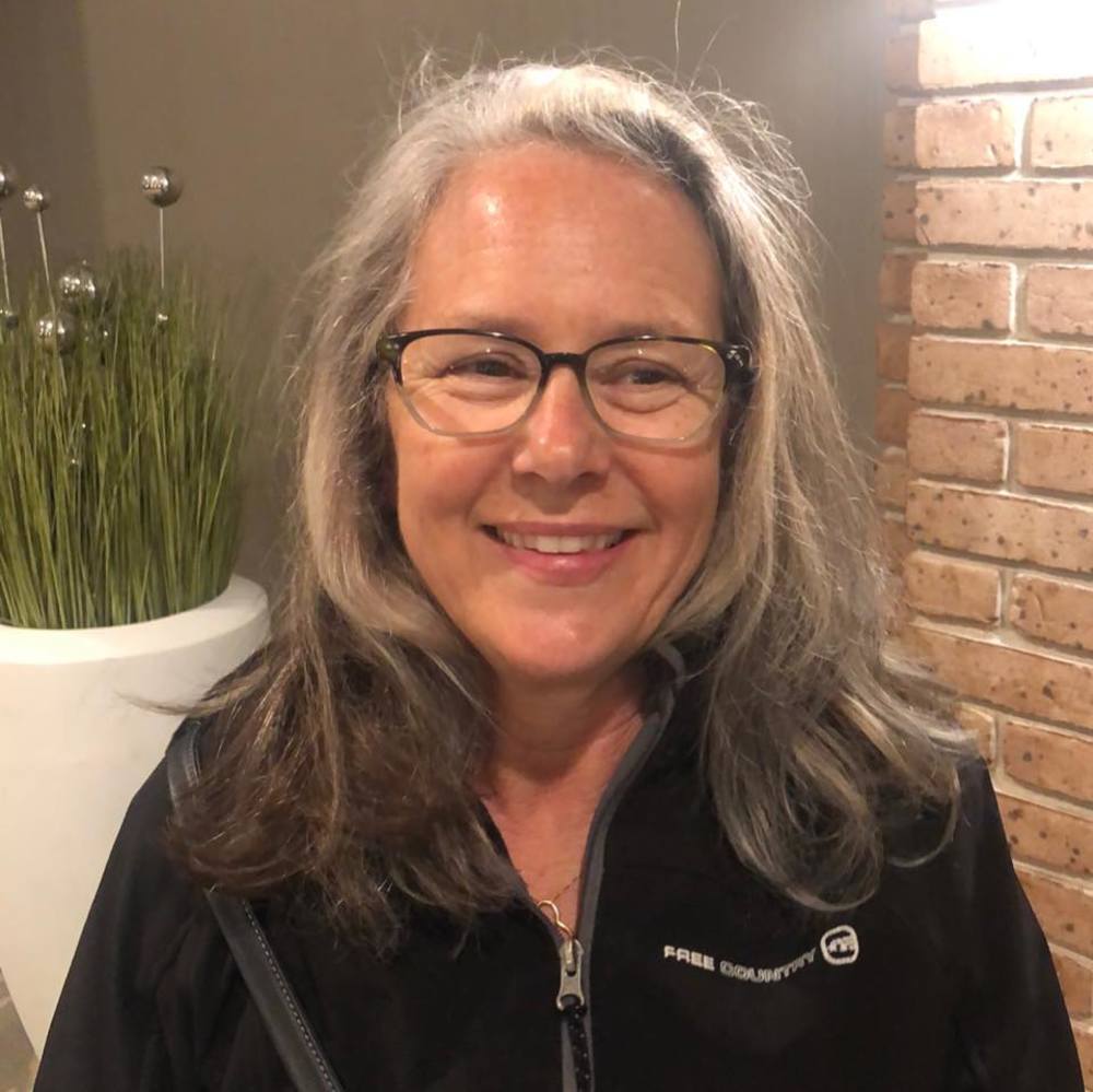 Meet your Posher, Debra
